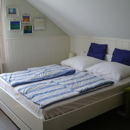 Nora Apartman Gyula Esterno foto
