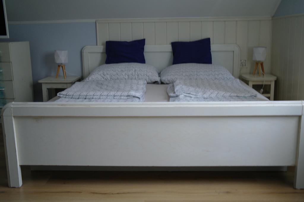 Nora Apartman Gyula Esterno foto